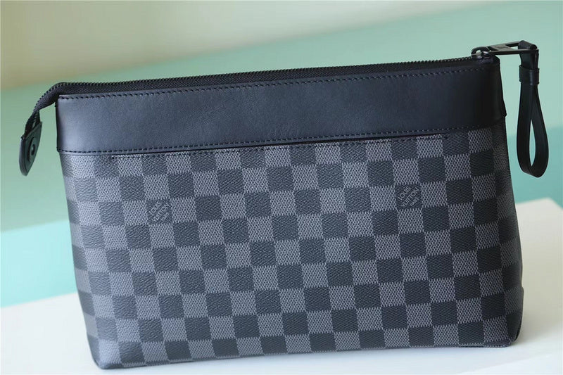Pearl Street Bags - Louis Vuittons  - 10504
