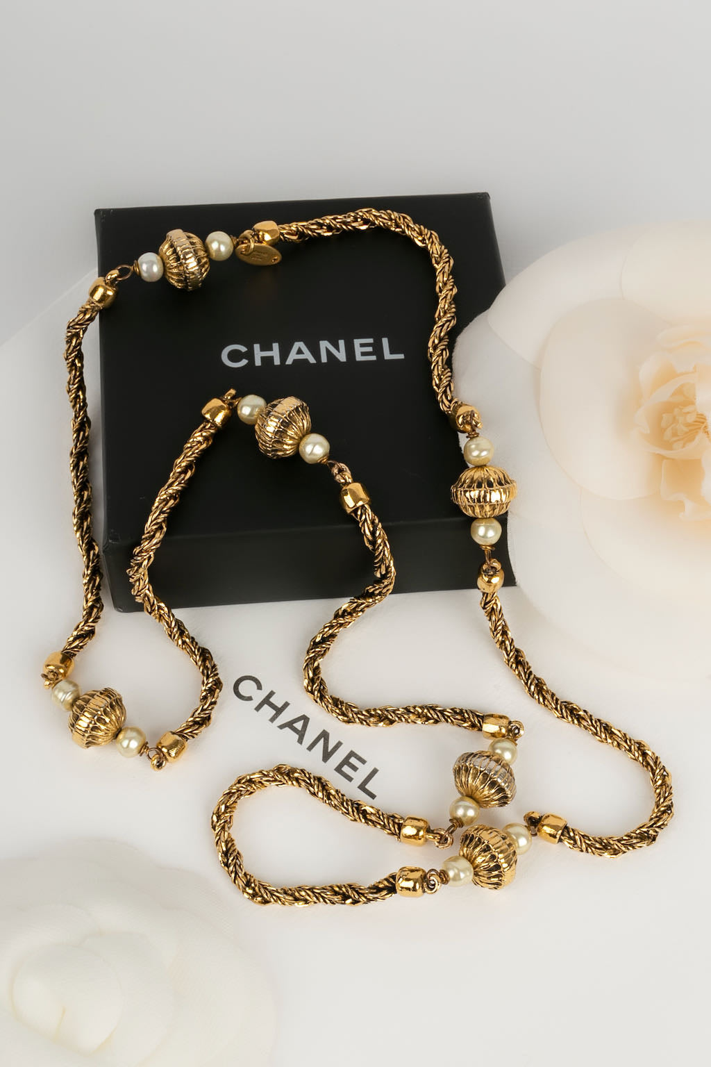 Collier dor?© Top Quality Chanel 1984