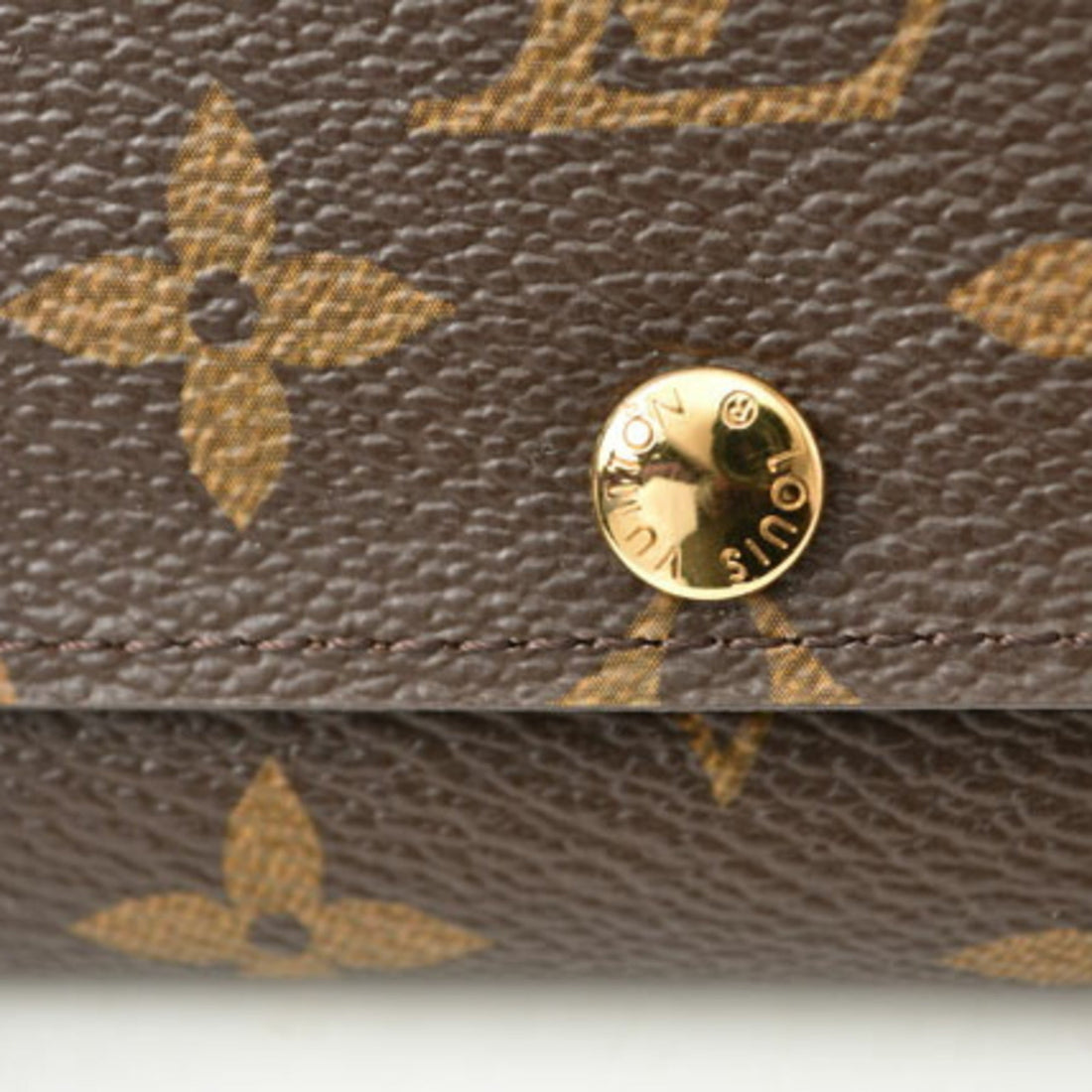 Louis Vuitton    Keycase