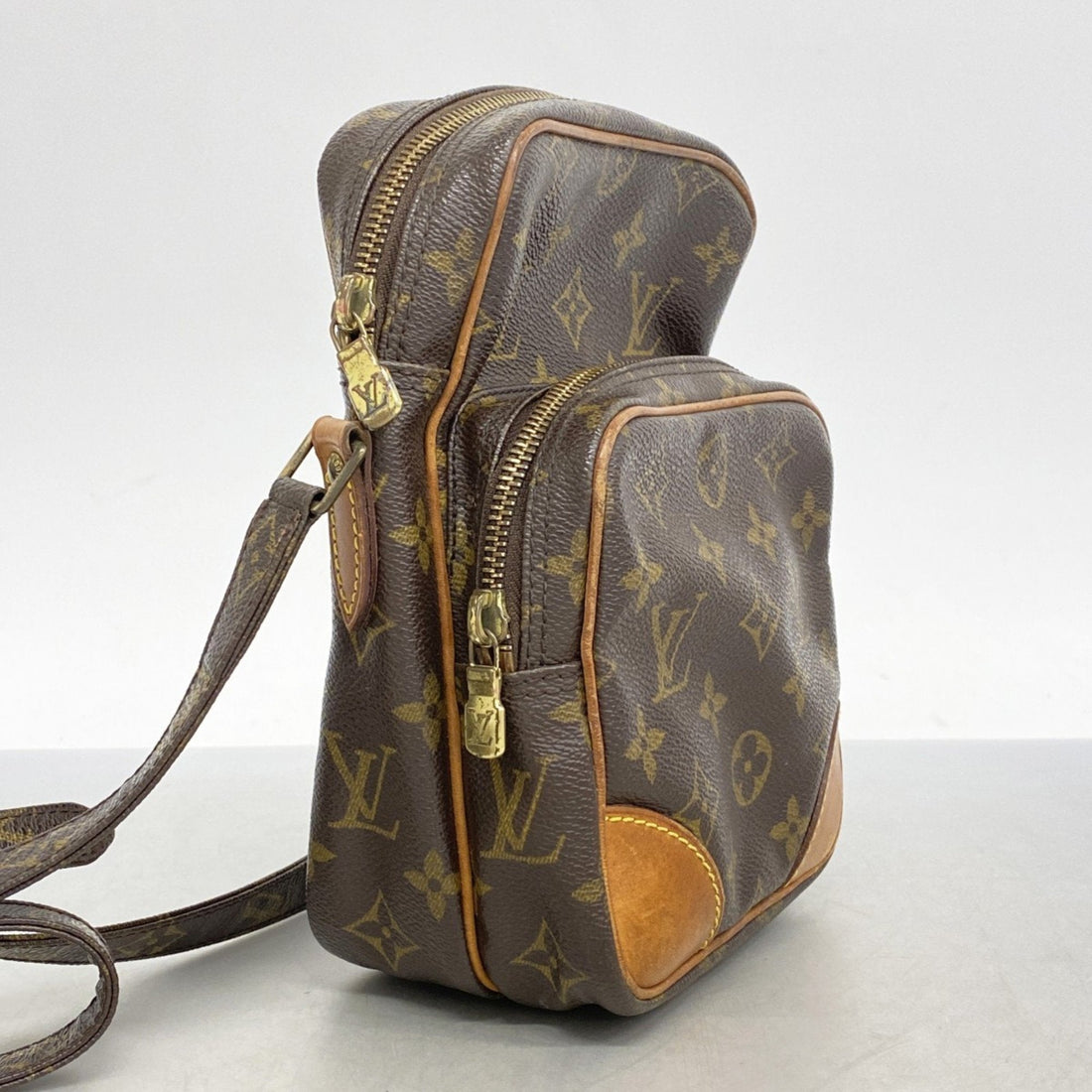 Louis Vuitton  Shoulder Bag
