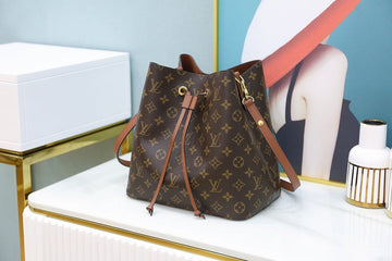 Pearl Street Bags - LV Bags -  2685