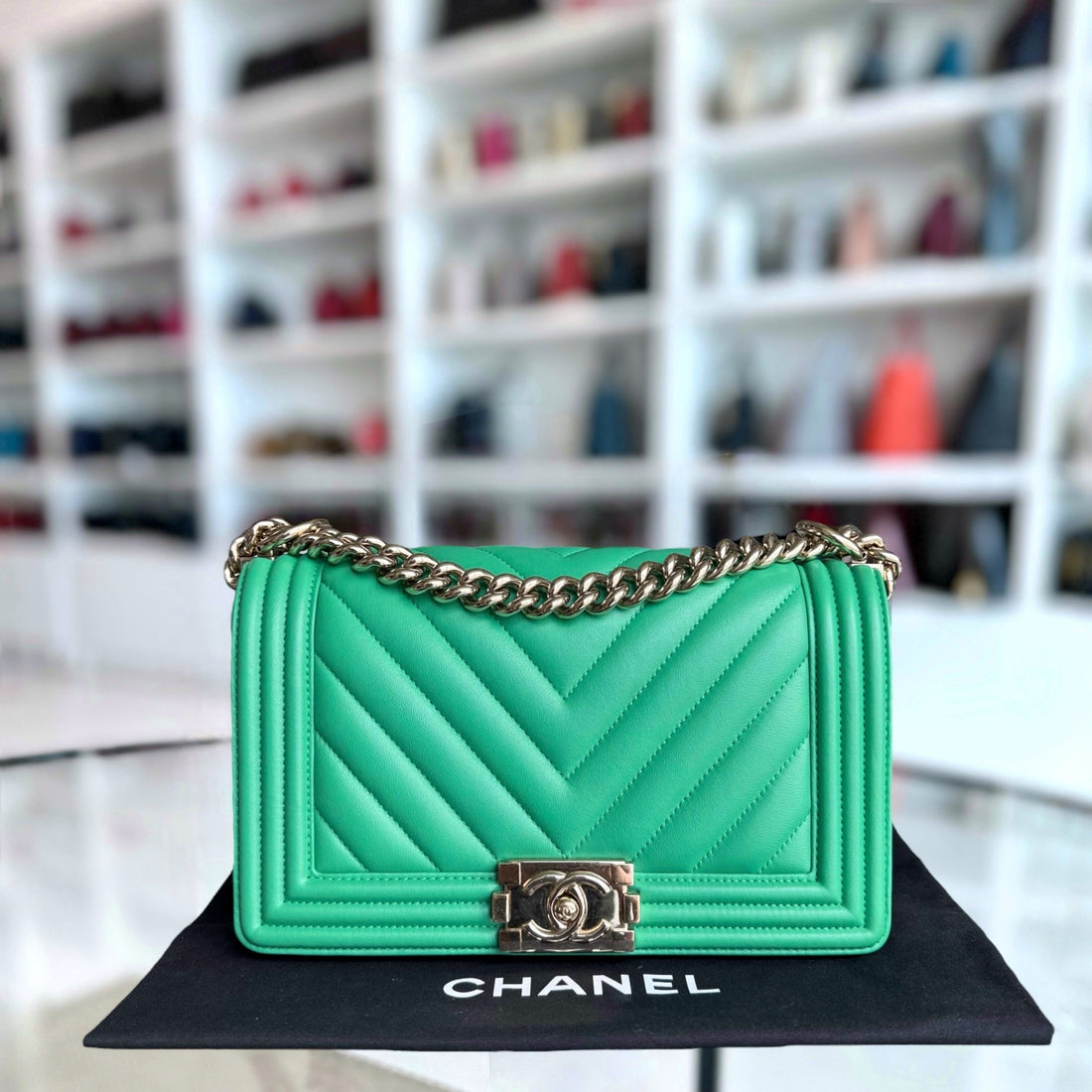 Chanel Boy Medium - 25CM Chevron CalBNkin Green Gold Hardware Series 23