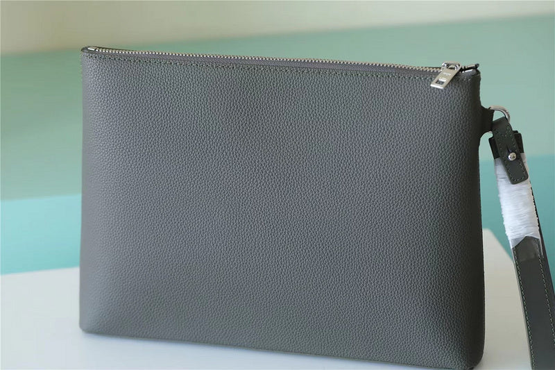 Pearl Street Bags - Louis Vuittons  - 10691