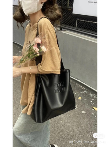 Pearl Street Bags - New Arrivals - 105
