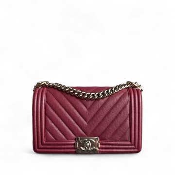 Chanel Boy Medium - Togo/epsom/caviar/clemence/callfskin/cowhide/lambskin 25CM Chevron Red Gold Hardware Series 28