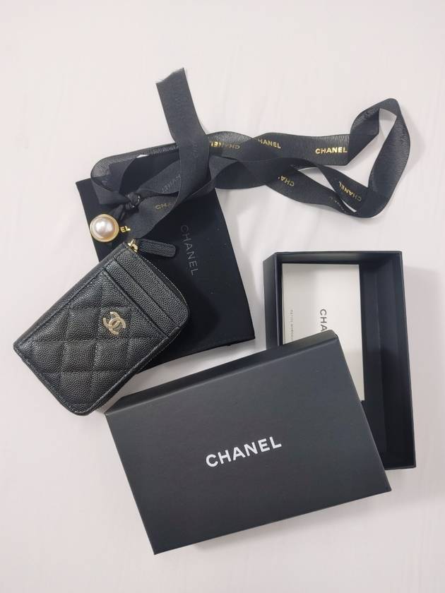 CC Logo Zip Around Caviar Leather Card Wallet Black Chanel
