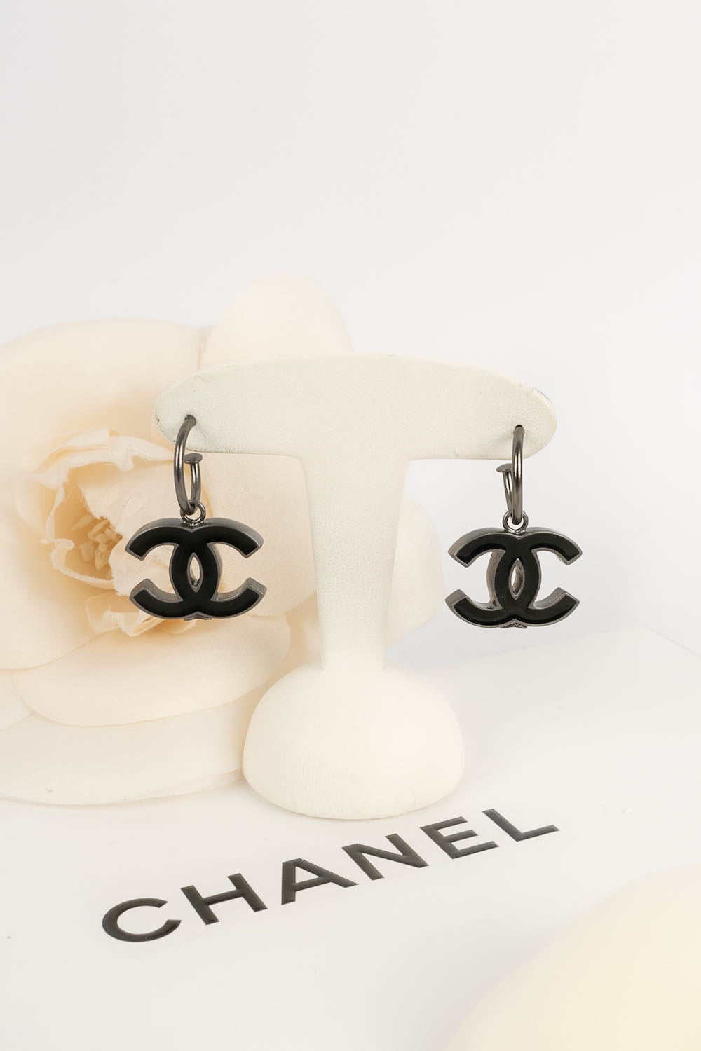 Boucles d'oreilles cc Top Quality Chanel 2004