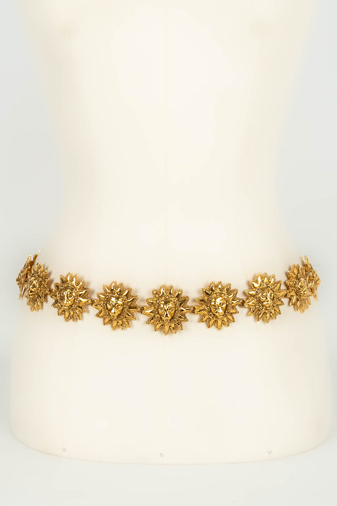 Ceinture "têtes de lion" Chanel