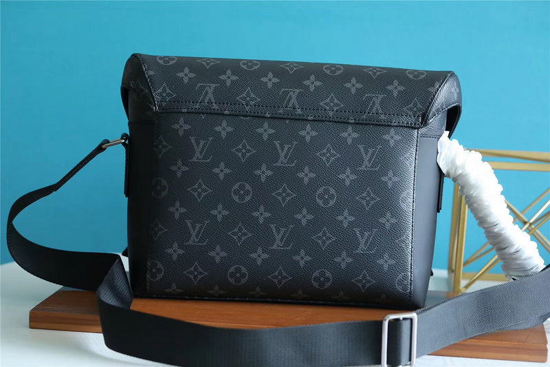 Pearl Street Bags - Louis Vuittons  - 10397