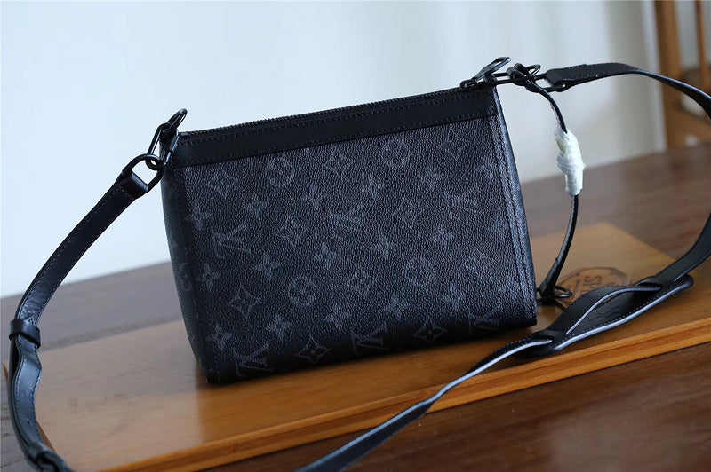 Pearl Street Bags - Louis Vuittons  - 10458