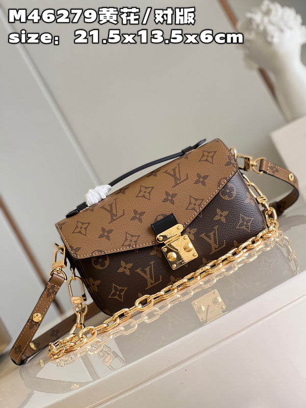Pearl Street Bags- Louis Vuittons  - 15937