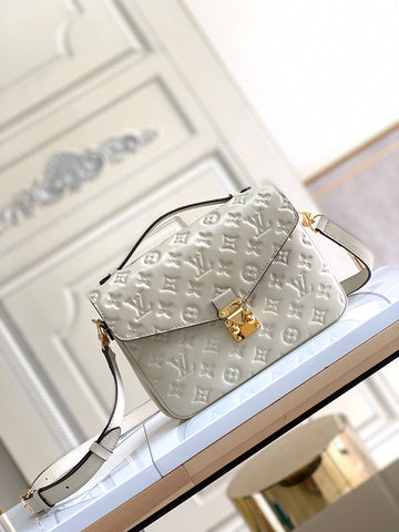 Pearl Street Bags - LV Bags -  1807
