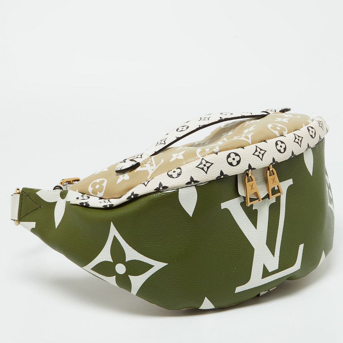 Louis Vuitton Khaki/beige Monogram Giant Canvas Bumbag