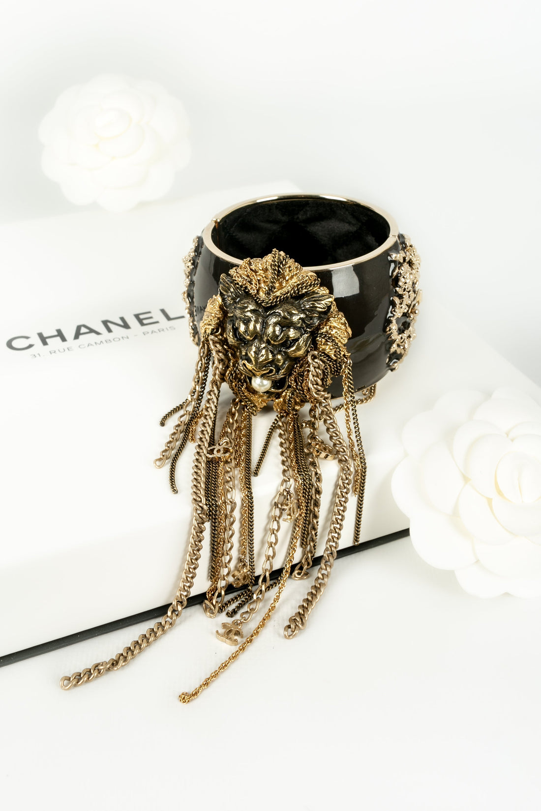 Bracelet "t?te de lion" Top Quality Chanel 2011