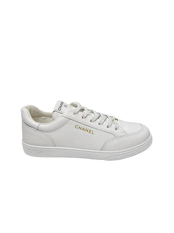 Logo CalBNkin Low Top Sneakers White Chanel