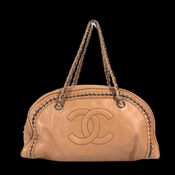 Brown Leather Chanel Shoulder Bag