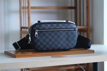 Pearl Street Bags - Louis Vuittons  - 10395