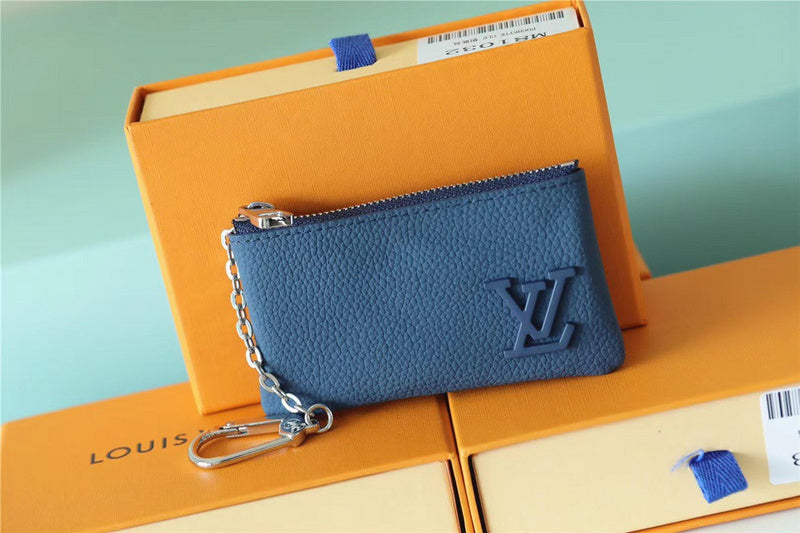 Pearl Street Bags - Louis Vuittons  - 10712