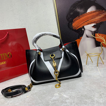 Pearl Street Bags - New Arrivals - 430