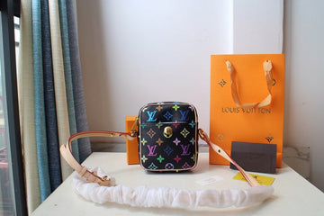 Pearl Street Bags - LV Bags -  1798