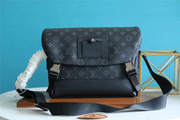 Pearl Street Bags - Louis Vuittons  - 10397