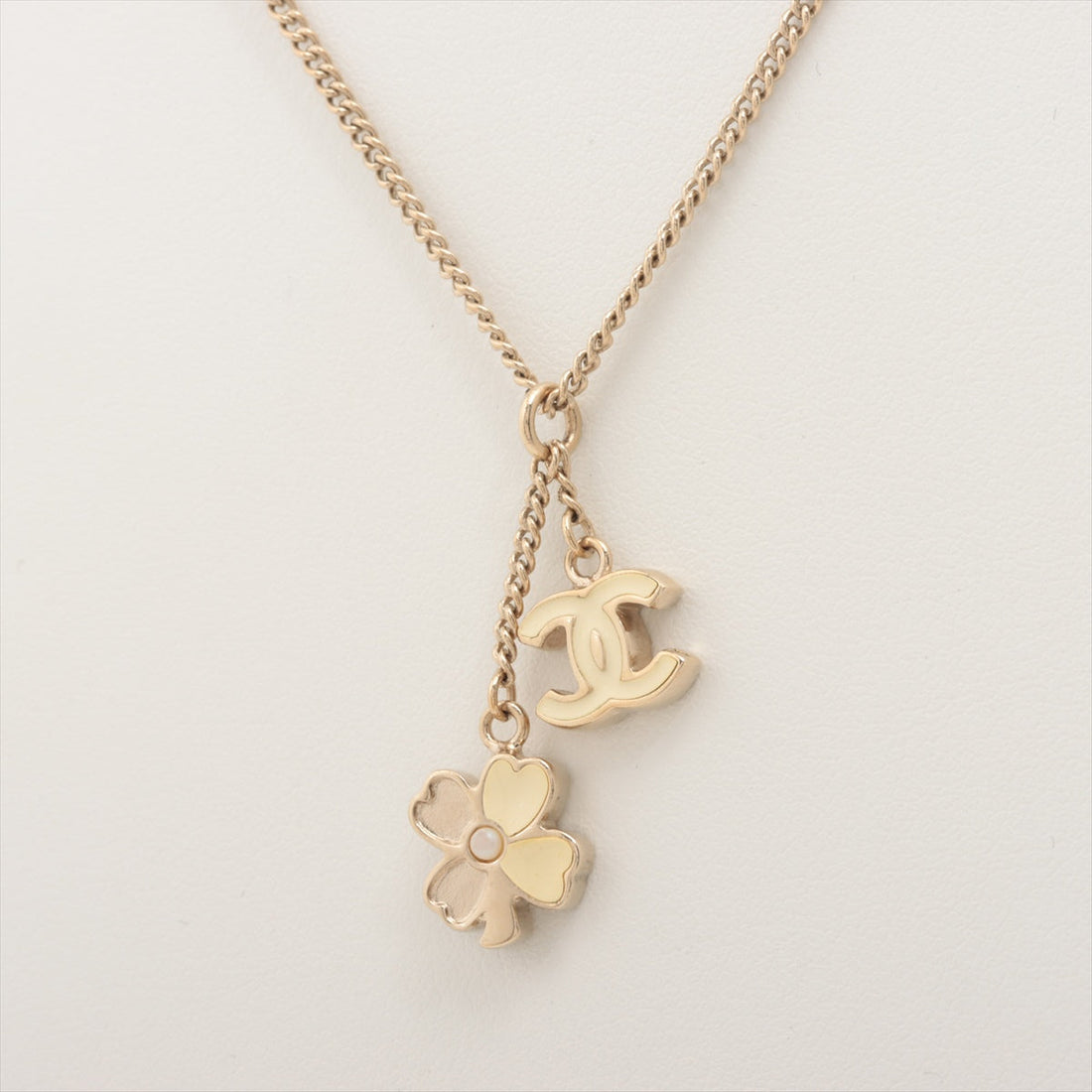 Chanel Coco Clover 07P Necklace GP   Pearl G