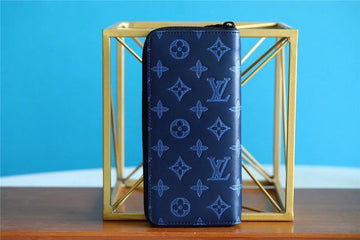 Pearl Street Bags - Louis Vuittons  - 10802