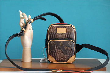 Pearl Street Bags - Louis Vuittons  - 10389