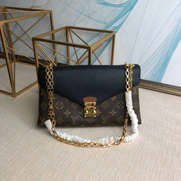 Pearl Street Bags - LV Bags -  1790