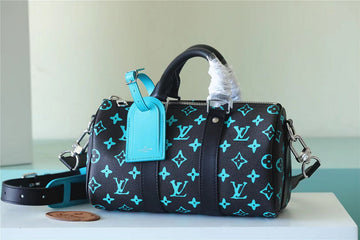Pearl Street Bags - Louis Vuittons  - 11251