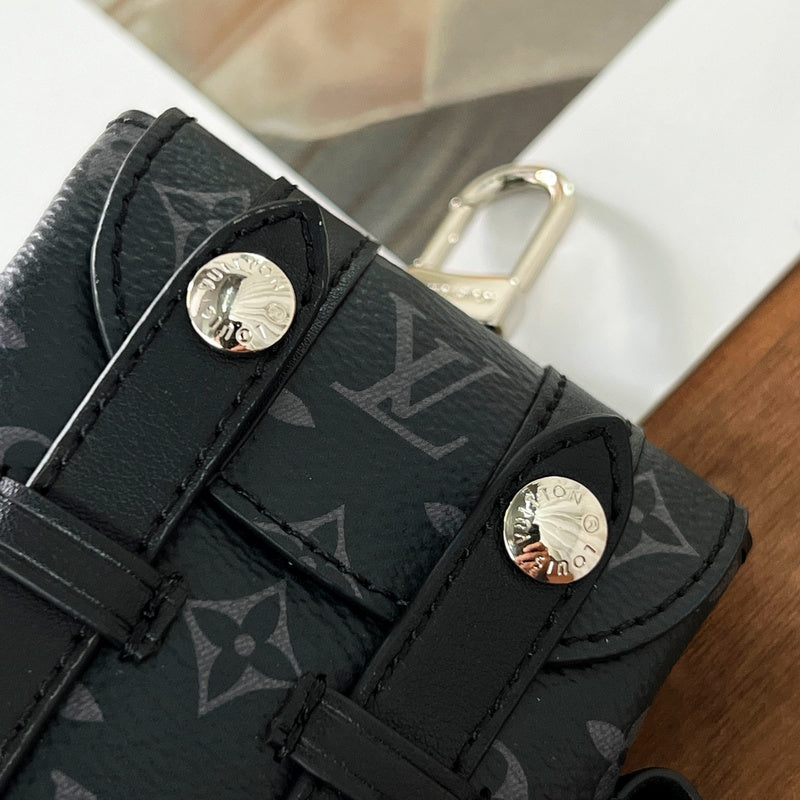 Pearl Street Bags- Louis Vuittons  - 15861