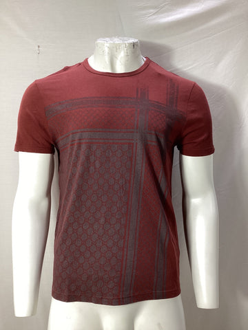 Gucci GG Kefia Print Round Neck T-Shirt in Maroon Cotton