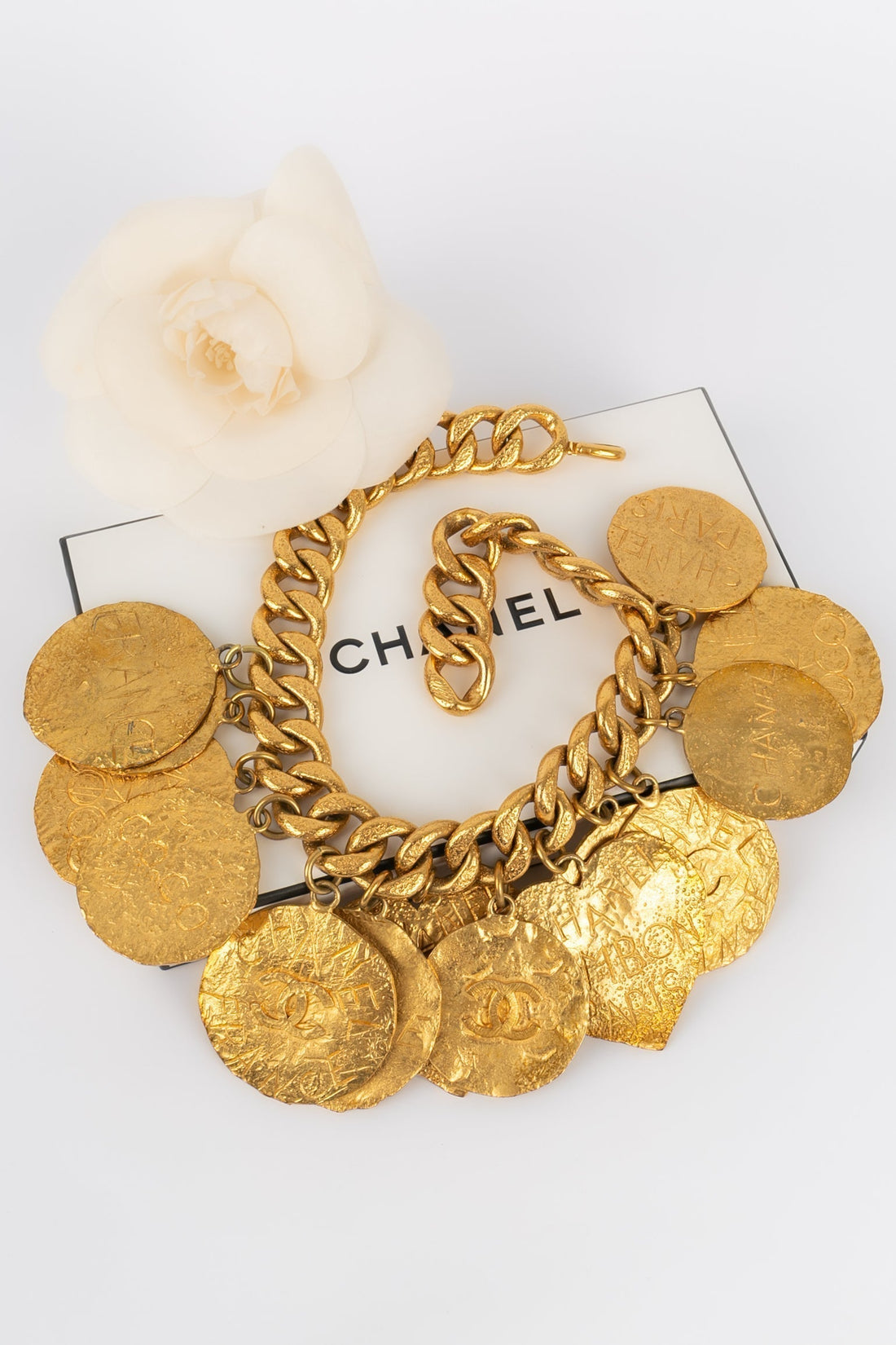 Imposant collier Top Quality Chanel 1993