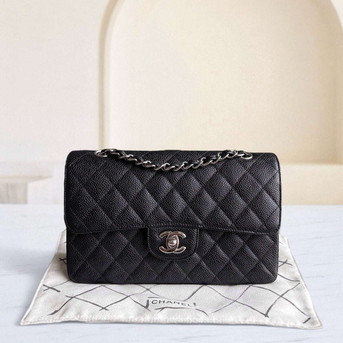 Chanel Classic Flap Small - Togo/epsom/caviar/clemence/callfskin/cowhide/lambskin 23CM Quilted Grained CalBNkin Black Silver Hardware Series 13