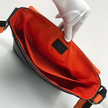 Pearl Street Bags - Louis Vuittons  - 10408