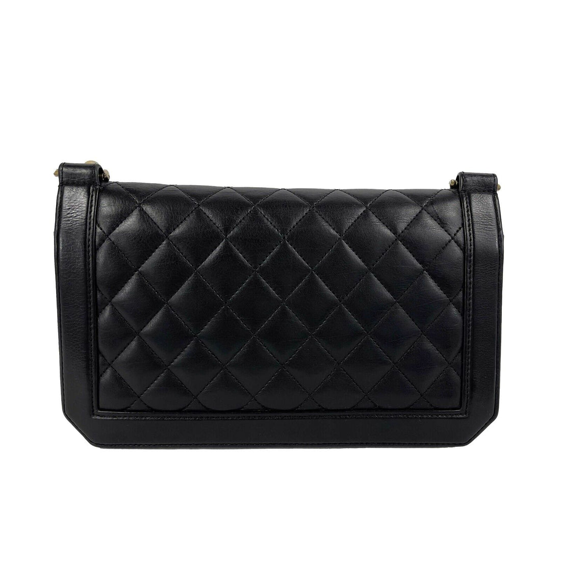 CHANEL - Black Quilted Diamond New - CC CalBNkin 3 Ring Crossbody
