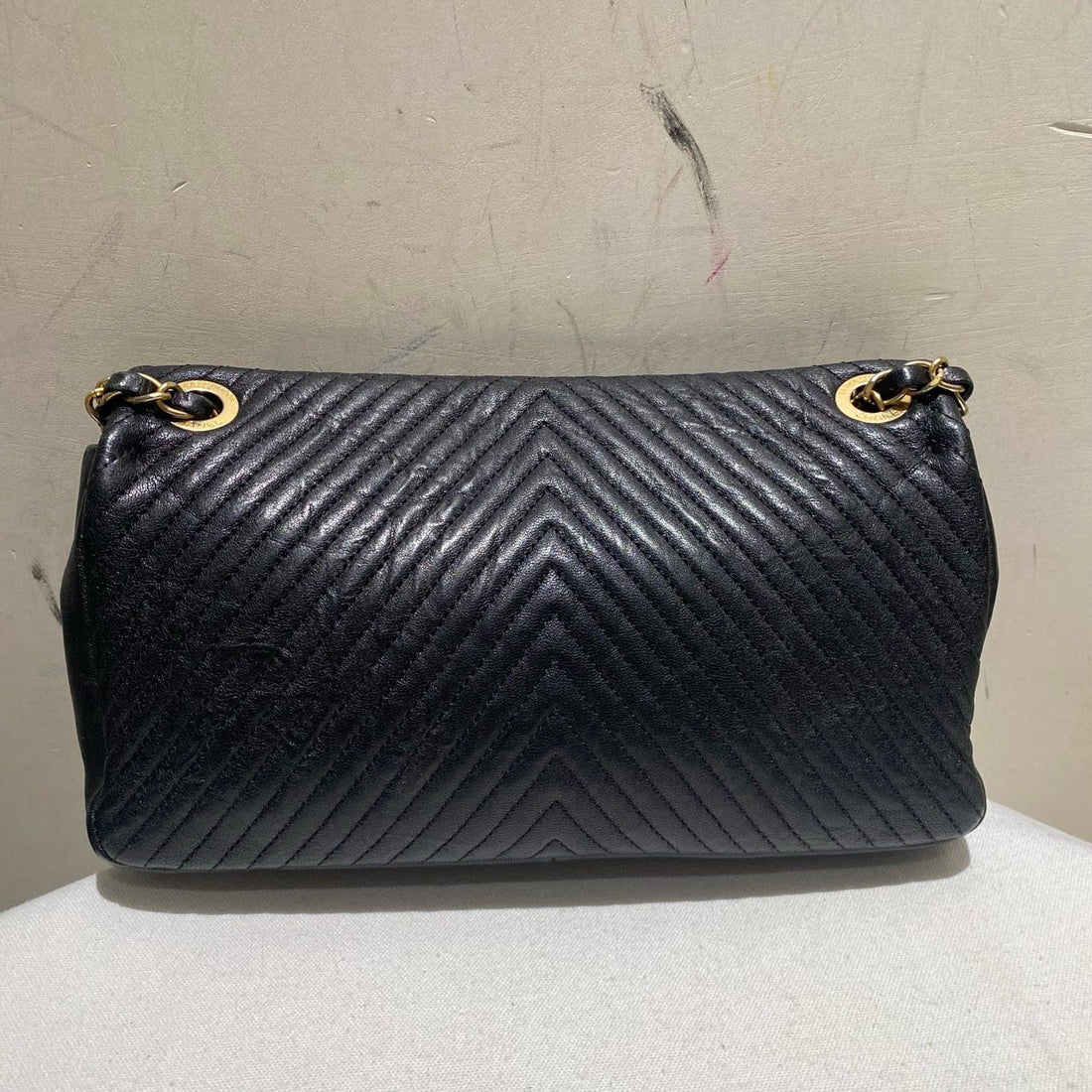Chanel Black Classic Flap  crossbody bagin Leather IMG_6298
