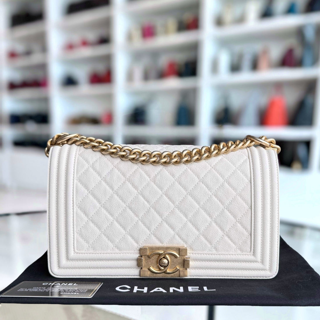 Chanel Boy Medium - Togo/epsom/caviar/clemence/callfskin/cowhide/lambskin 25CM Quilted Cream White Aged Gold Hardware Series 27