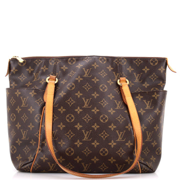 Totally Handbag Monogram Canvas MM