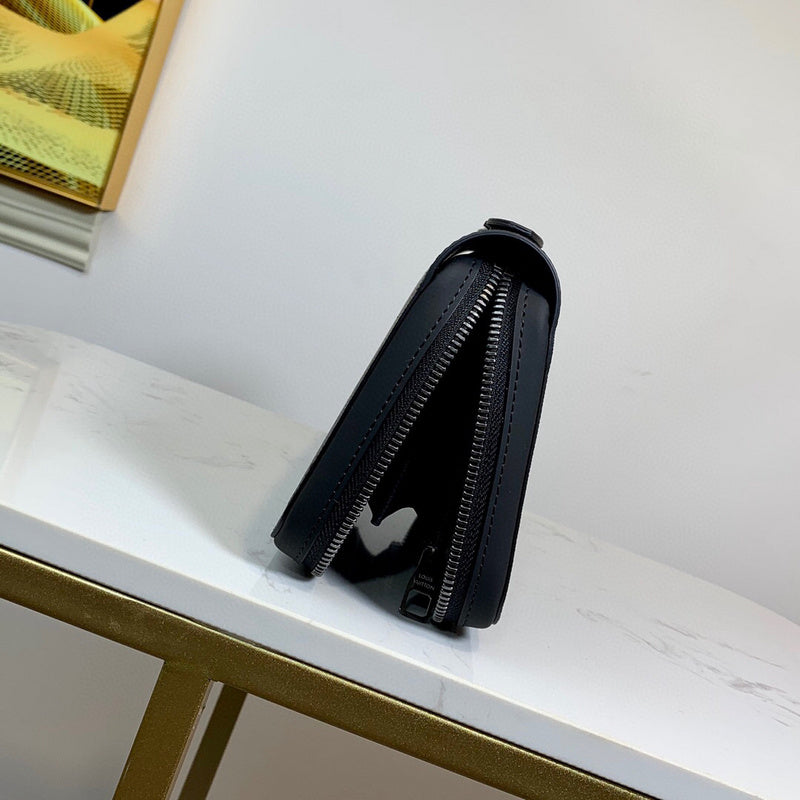 Pearl Street Bags - Louis Vuittons  - 10890