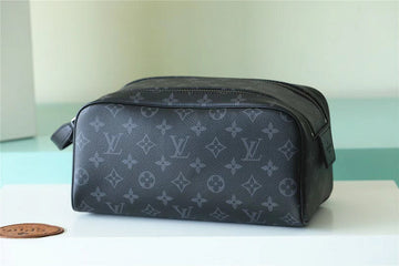 Pearl Street Bags - Louis Vuittons  - 10508