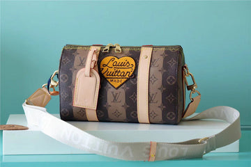 Pearl Street Bags - Louis Vuittons  - 11230
