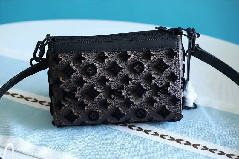Pearl Street Bags - Louis Vuittons  - 10424