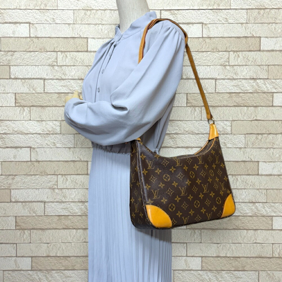 Louis Vuitton  Monogram Canvas Shoulder Bag