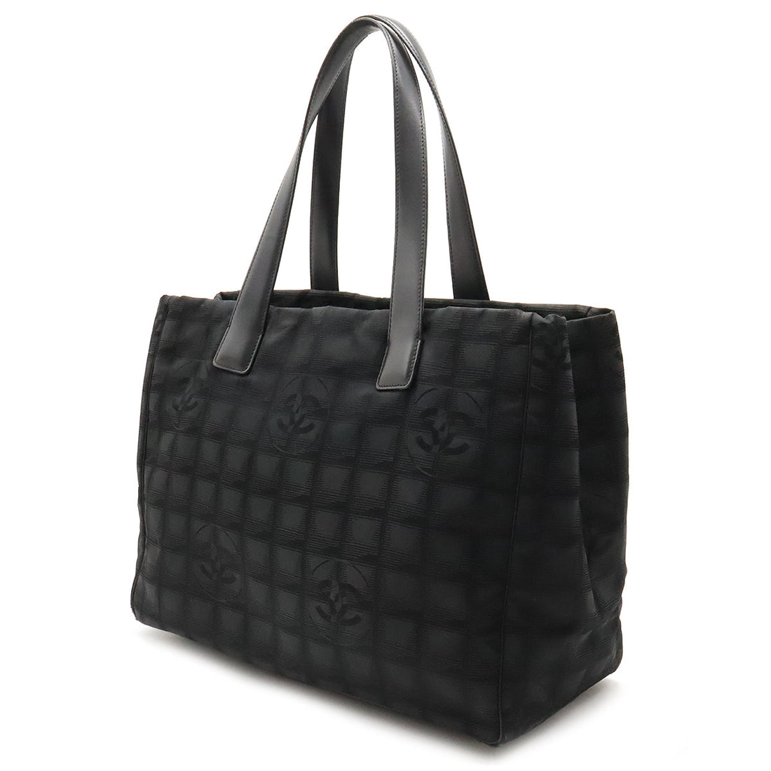 Chanel NEW LABEL LINE TOUTE MM TOUTE BAG Nylon Jaguar Black Black Gold  A15991