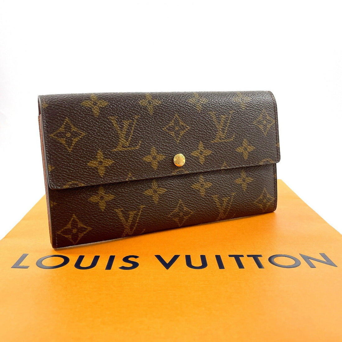 Louis Vuitton  Monogram Monogram Long Wallet (Bi-Fold)