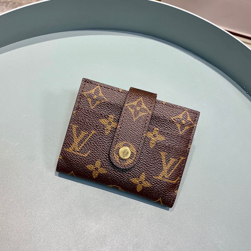 Pearl Street Bags - Louis Vuittons  - 10906