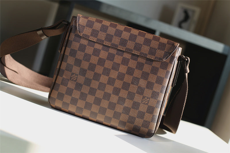 Pearl Street Bags - Louis Vuittons  - 10413