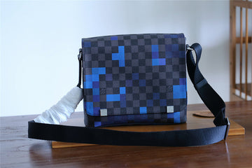 Pearl Street Bags - Louis Vuittons  - 10410