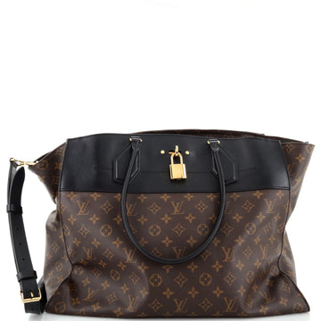 City Steamer Handbag Monogram Canvas XXL